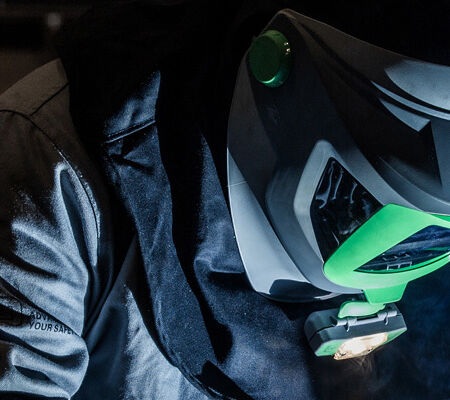 Welding hero mobile banner