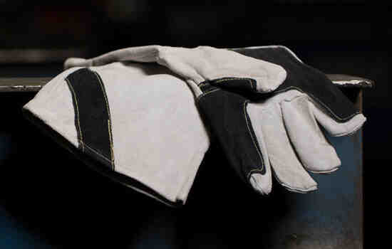 Safety essentials gloves